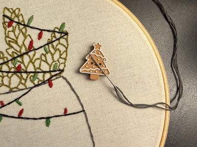 Gingerbread Christmas Tree Kawaii Needleminder